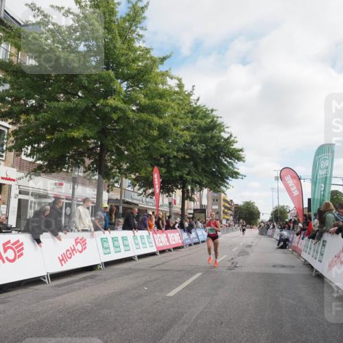 15.09.2024 - PSD Bank Halbmarathon Miley Keyser http://msf.ph/oto/7070978 15.09.2024 11:24:10 Ziel 610, 659, 677, 891, 1098 meine-sportfotos.de