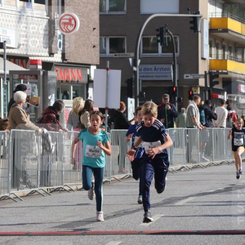15.09.2024 - PSD Bank Halbmarathon Michael Strokosch http://msf.ph/oto/7070991 15.09.2024 10:27:32 Ziel 8, 37, 101, 122, 125, 159, 174, 204, 233 meine-sportfotos.de