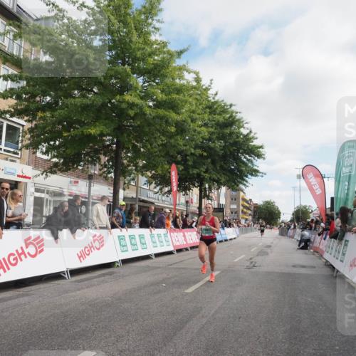 15.09.2024 - PSD Bank Halbmarathon Miley Keyser http://msf.ph/oto/7070997 15.09.2024 11:24:11 Ziel 610, 659, 677, 891, 1098 meine-sportfotos.de