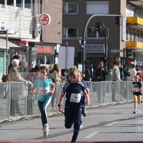 15.09.2024 - PSD Bank Halbmarathon Michael Strokosch http://msf.ph/oto/7070999 15.09.2024 10:27:32 Ziel 8, 37, 101, 122, 125, 159, 174, 204, 233 meine-sportfotos.de