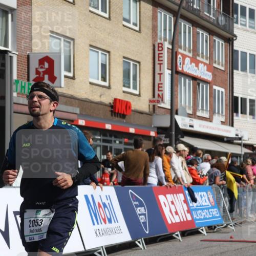 15.09.2024 - PSD Bank Halbmarathon Michael Strokosch http://msf.ph/oto/7071001 15.09.2024 12:09:46 Ziel 1694, 2053, 2327, 2892, 2993, 3238, 3532 meine-sportfotos.de