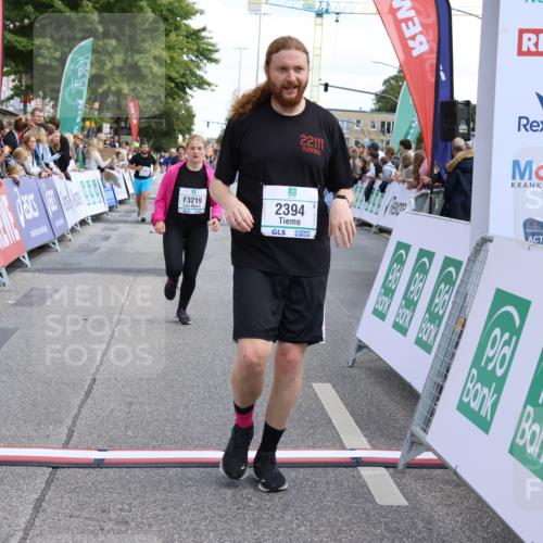 15.09.2024 - PSD Bank Halbmarathon Strokosch-Dieckow http://msf.ph/oto/7071010 15.09.2024 12:23:14 Ziel 2394, 3219, 3361 meine-sportfotos.de