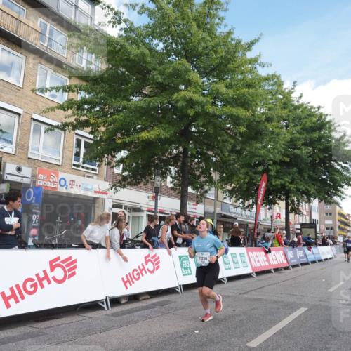 15.09.2024 - PSD Bank Halbmarathon Miley Keyser http://msf.ph/oto/7071033 15.09.2024 12:24:24 Ziel 1765, 1997, 2081, 2527, 3008, 3256, 3339, 3371, 3452, 3543 meine-sportfotos.de