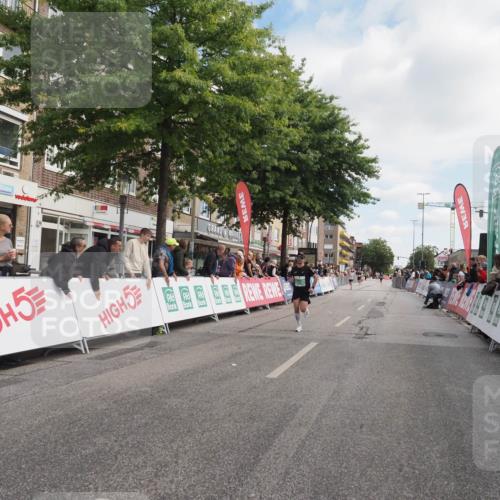 15.09.2024 - PSD Bank Halbmarathon Miley Keyser http://msf.ph/oto/7071035 15.09.2024 11:24:16 Ziel 610, 659, 677, 883, 891, 1014 meine-sportfotos.de