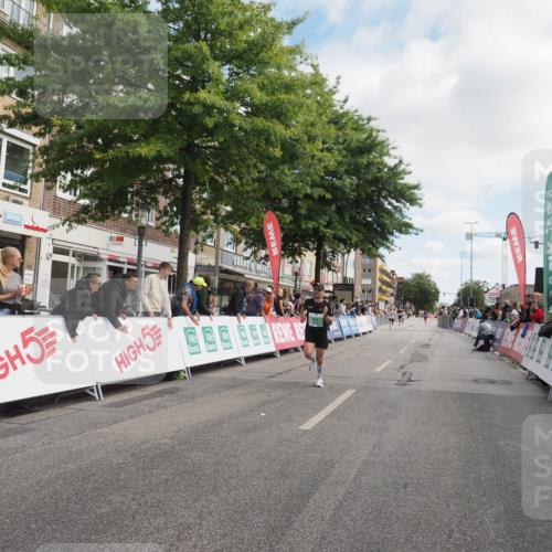 15.09.2024 - PSD Bank Halbmarathon Miley Keyser http://msf.ph/oto/7071049 15.09.2024 11:24:17 Ziel 610, 644, 659, 677, 883, 891, 1014 meine-sportfotos.de