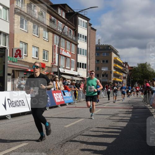 15.09.2024 - PSD Bank Halbmarathon Michael Strokosch http://msf.ph/oto/7071050 15.09.2024 12:09:51 Ziel 1694, 1820, 2053, 2531, 2788, 2993, 3117, 3532 meine-sportfotos.de