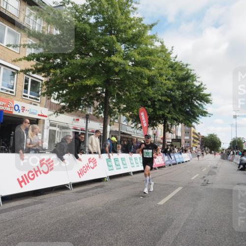 15.09.2024 - PSD Bank Halbmarathon Miley Keyser http://msf.ph/oto/7071064 15.09.2024 11:24:17 Ziel 610, 644, 659, 677, 883, 891, 1014 meine-sportfotos.de