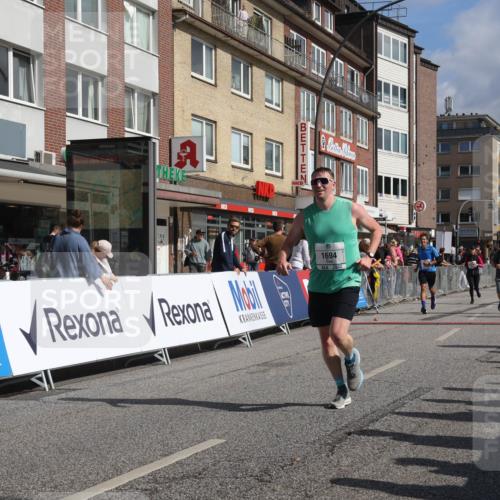 15.09.2024 - PSD Bank Halbmarathon Michael Strokosch http://msf.ph/oto/7071069 15.09.2024 12:09:52 Ziel 1694, 1820, 2053, 2531, 2788, 2993, 3117, 3532 meine-sportfotos.de