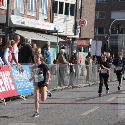 15.09.2024 - PSD Bank Halbmarathon Michael Strokosch http://msf.ph/oto/7071080 15.09.2024 10:27:37 Ziel 8, 37, 73, 101, 103, 122, 125, 159, 204, 249, 296 meine-sportfotos.de