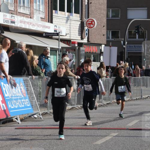 15.09.2024 - PSD Bank Halbmarathon Michael Strokosch http://msf.ph/oto/7071089 15.09.2024 10:27:39 Ziel 8, 27, 28, 37, 73, 101, 103, 108, 122, 125, 159, 204, 249, 296 meine-sportfotos.de