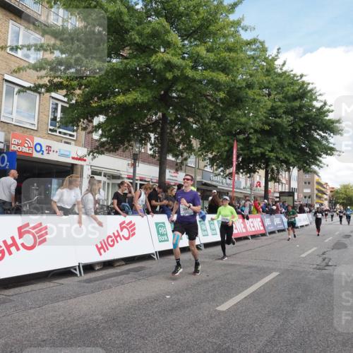 15.09.2024 - PSD Bank Halbmarathon Miley Keyser http://msf.ph/oto/7071098 15.09.2024 12:24:29 Ziel 988, 1765, 1997, 2081, 3008, 3218, 3256, 3339, 3371 meine-sportfotos.de