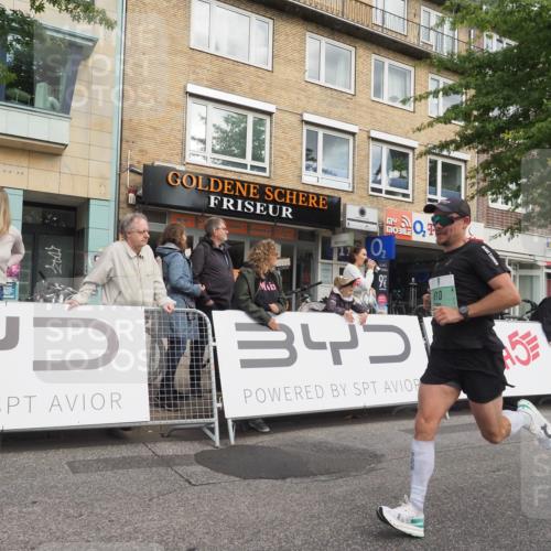 15.09.2024 - PSD Bank Halbmarathon Miley Keyser http://msf.ph/oto/7071104 15.09.2024 11:24:18 Ziel 610, 644, 677, 883, 891, 1014 meine-sportfotos.de