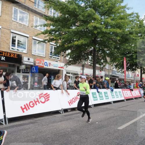 15.09.2024 - PSD Bank Halbmarathon Miley Keyser http://msf.ph/oto/7071133 15.09.2024 12:24:30 Ziel 988, 1765, 1997, 2081, 3008, 3218, 3256, 3339, 3371 meine-sportfotos.de