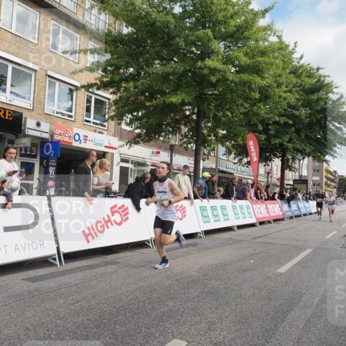 15.09.2024 - PSD Bank Halbmarathon Miley Keyser http://msf.ph/oto/7071142 15.09.2024 11:24:25 Ziel 578, 610, 644, 677, 680, 883, 1014, 1015 meine-sportfotos.de