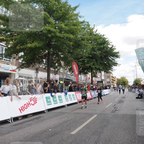 15.09.2024 - PSD Bank Halbmarathon Miley Keyser http://msf.ph/oto/7071144 15.09.2024 12:24:32 Ziel 988, 1765, 2081, 2102, 3063, 3218, 3256, 3339, 3371 meine-sportfotos.de