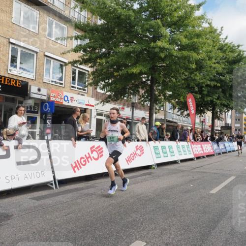 15.09.2024 - PSD Bank Halbmarathon Miley Keyser http://msf.ph/oto/7071147 15.09.2024 11:24:25 Ziel 578, 610, 644, 677, 680, 883, 1014, 1015 meine-sportfotos.de