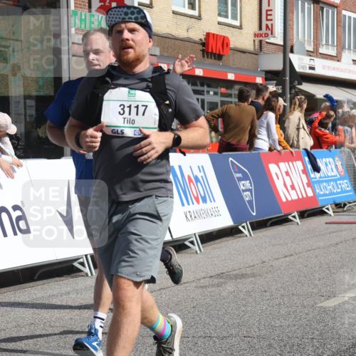 15.09.2024 - PSD Bank Halbmarathon Michael Strokosch http://msf.ph/oto/7071158 15.09.2024 12:09:58 Ziel 1639, 1694, 1820, 1864, 1998, 2196, 2308, 2531, 2788, 2937, 2993, 3117, 3187 meine-sportfotos.de