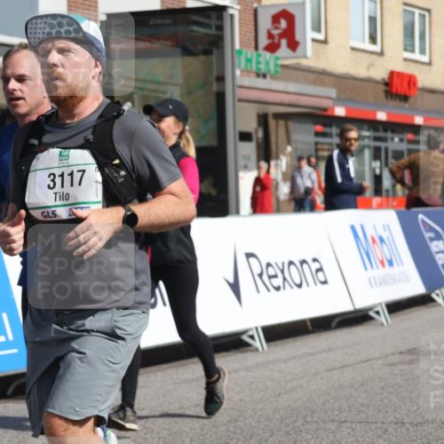 15.09.2024 - PSD Bank Halbmarathon Michael Strokosch http://msf.ph/oto/7071171 15.09.2024 12:09:59 Ziel 1639, 1694, 1820, 1864, 1993, 1998, 2196, 2308, 2531, 2788, 2937, 2993, 3117, 3187 meine-sportfotos.de