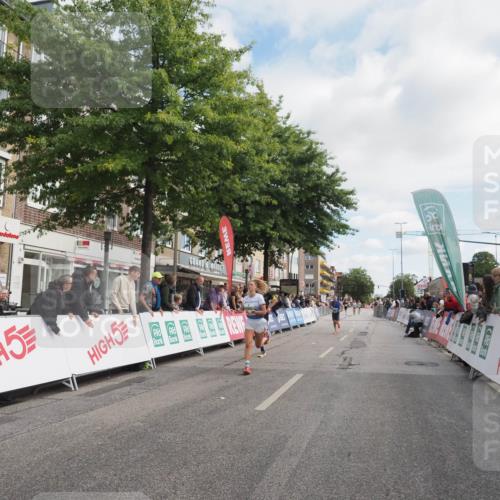 15.09.2024 - PSD Bank Halbmarathon Miley Keyser http://msf.ph/oto/7071174 15.09.2024 11:24:27 Ziel 578, 644, 677, 680, 883, 1014, 1015 meine-sportfotos.de