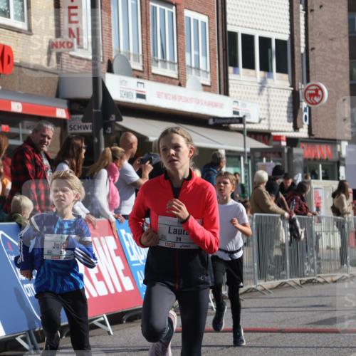15.09.2024 - PSD Bank Halbmarathon Michael Strokosch http://msf.ph/oto/7071189 15.09.2024 10:27:46 Ziel 27, 28, 37, 73, 101, 103, 108, 125, 128, 138, 159, 204, 247, 249, 261, 296 meine-sportfotos.de