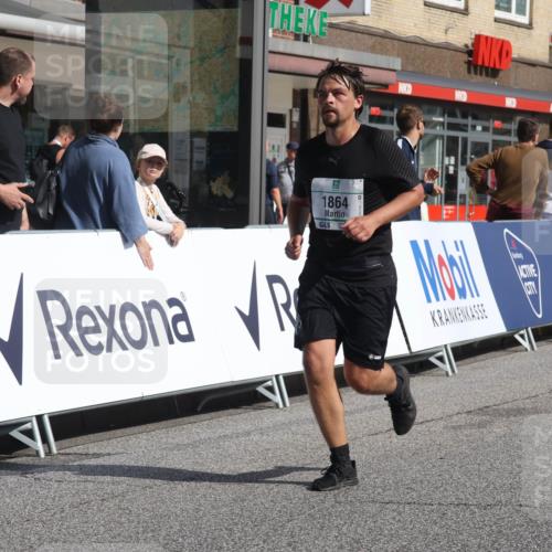 15.09.2024 - PSD Bank Halbmarathon Michael Strokosch http://msf.ph/oto/7071201 15.09.2024 12:10:01 Ziel 1639, 1694, 1820, 1864, 1993, 1998, 2170, 2196, 2308, 2531, 2788, 2915, 2937, 2993, 3117, 3144, 3187 meine-sportfotos.de