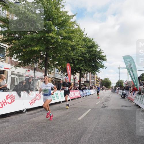 15.09.2024 - PSD Bank Halbmarathon Miley Keyser http://msf.ph/oto/7071202 15.09.2024 11:24:28 Ziel 578, 644, 677, 680, 883, 1014, 1015 meine-sportfotos.de