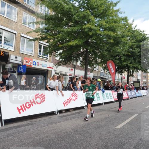 15.09.2024 - PSD Bank Halbmarathon Miley Keyser http://msf.ph/oto/7071204 15.09.2024 12:24:33 Ziel 988, 1765, 2081, 2102, 3063, 3218, 3256, 3339, 3371 meine-sportfotos.de