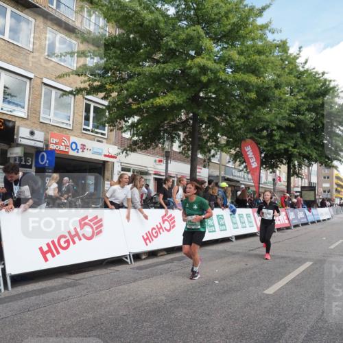 15.09.2024 - PSD Bank Halbmarathon Miley Keyser http://msf.ph/oto/7071209 15.09.2024 12:24:33 Ziel 988, 1765, 2081, 2102, 3063, 3218, 3256, 3339, 3371 meine-sportfotos.de