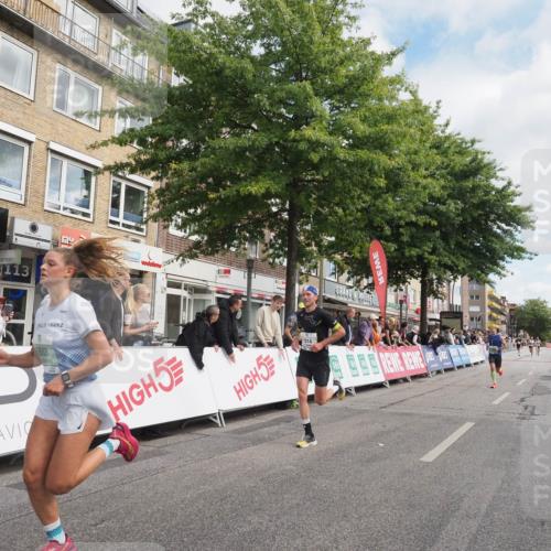 15.09.2024 - PSD Bank Halbmarathon Miley Keyser http://msf.ph/oto/7071211 15.09.2024 11:24:28 Ziel 578, 644, 677, 680, 883, 1014, 1015 meine-sportfotos.de