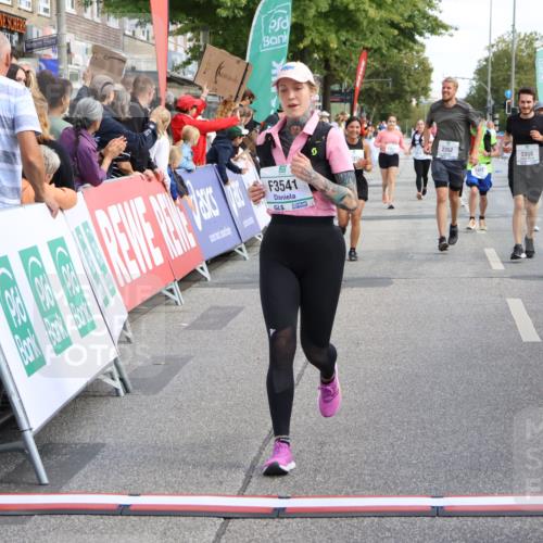 15.09.2024 - PSD Bank Halbmarathon Strokosch-Dieckow http://msf.ph/oto/7071227 15.09.2024 12:32:00 Ziel 1866, 2068, 2192, 2352, 2358, 2423, 2887, 3356, 3541 meine-sportfotos.de