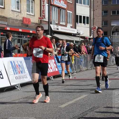 15.09.2024 - PSD Bank Halbmarathon Michael Strokosch http://msf.ph/oto/7071235 15.09.2024 12:10:03 Ziel 1639, 1694, 1820, 1864, 1993, 1998, 2170, 2196, 2308, 2531, 2546, 2547, 2788, 2915, 2937, 3117, 3144, 3187 meine-sportfotos.de