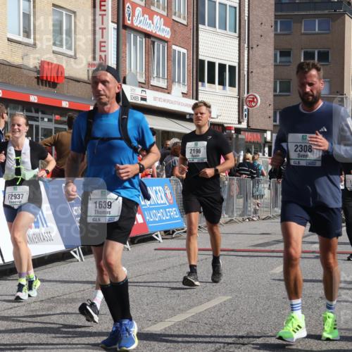 15.09.2024 - PSD Bank Halbmarathon Michael Strokosch http://msf.ph/oto/7071268 15.09.2024 12:10:05 Ziel 1639, 1820, 1864, 1993, 1998, 2170, 2196, 2308, 2531, 2546, 2547, 2788, 2915, 2937, 3117, 3144, 3187, 3538 meine-sportfotos.de
