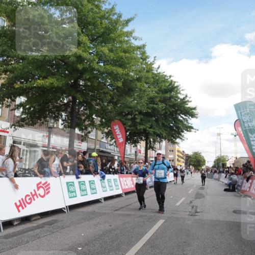 15.09.2024 - PSD Bank Halbmarathon Miley Keyser http://msf.ph/oto/7071273 15.09.2024 12:24:39 Ziel 988, 2102, 2272, 3063, 3218, 3240, 3339, 3469 meine-sportfotos.de