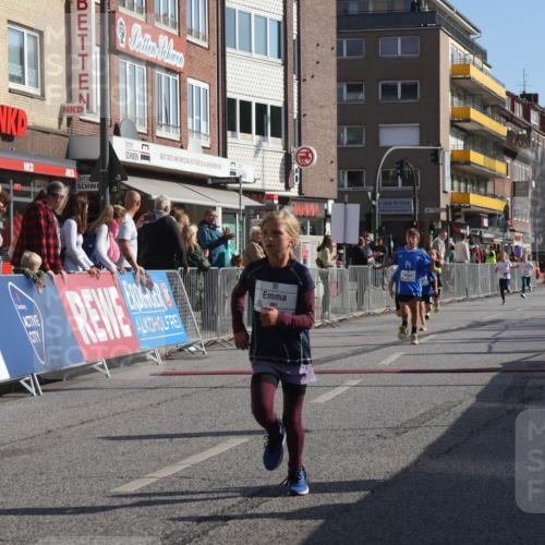 15.09.2024 - PSD Bank Halbmarathon Michael Strokosch http://msf.ph/oto/7071274 15.09.2024 10:27:51 Ziel 14, 27, 28, 37, 43, 73, 77, 103, 108, 128, 138, 230, 247, 249, 261, 296 meine-sportfotos.de