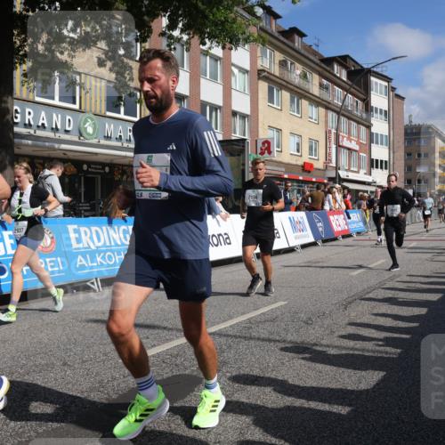 15.09.2024 - PSD Bank Halbmarathon Michael Strokosch http://msf.ph/oto/7071310 15.09.2024 12:10:07 Ziel 1639, 1820, 1864, 1993, 1998, 2170, 2196, 2308, 2531, 2546, 2547, 2788, 2915, 2937, 3117, 3144, 3187, 3538 meine-sportfotos.de