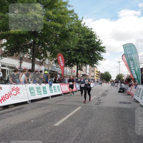 15.09.2024 - PSD Bank Halbmarathon Miley Keyser http://msf.ph/oto/7071326 15.09.2024 12:24:44 Ziel 988, 2102, 2272, 3063, 3218, 3240, 3469 meine-sportfotos.de