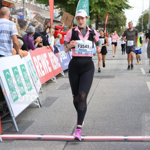 15.09.2024 - PSD Bank Halbmarathon Strokosch-Dieckow http://msf.ph/oto/7071334 15.09.2024 12:32:01 Ziel 1866, 2068, 2192, 2352, 2358, 2423, 2887, 3356, 3541 meine-sportfotos.de