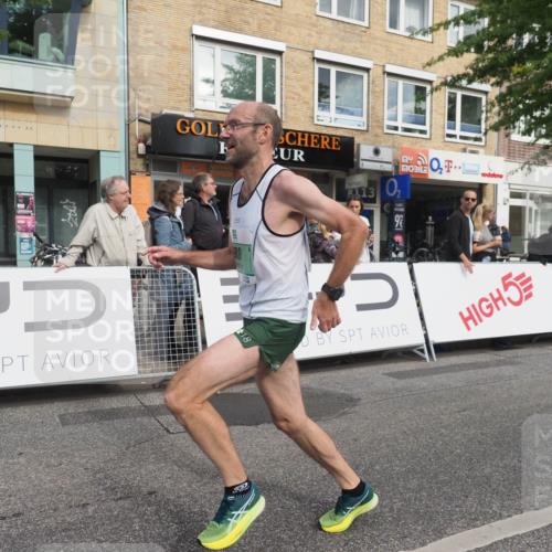 15.09.2024 - PSD Bank Halbmarathon Miley Keyser http://msf.ph/oto/7071382 15.09.2024 11:24:40 Ziel 578, 680, 1015 meine-sportfotos.de