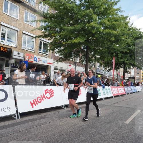 15.09.2024 - PSD Bank Halbmarathon Miley Keyser http://msf.ph/oto/7071384 15.09.2024 12:24:47 Ziel 988, 2102, 2272, 3063, 3218, 3240, 3469 meine-sportfotos.de