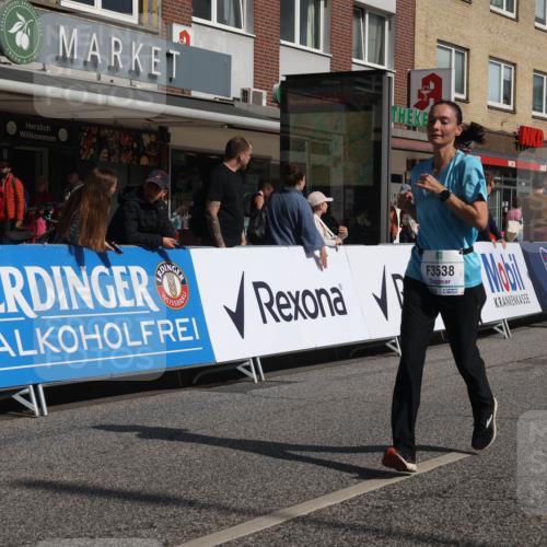 15.09.2024 - PSD Bank Halbmarathon Michael Strokosch http://msf.ph/oto/7071419 15.09.2024 12:10:16 Ziel 1211, 1649, 1752, 1836, 1881, 1993, 2028, 2170, 2196, 2308, 2546, 2547, 2828, 2877, 2915, 2937, 2985, 3144, 3187, 3538 meine-sportfotos.de
