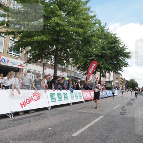 15.09.2024 - PSD Bank Halbmarathon Miley Keyser http://msf.ph/oto/7071452 15.09.2024 12:25:01 Ziel 793, 1409, 2272, 2336, 2771, 3101, 3240, 3298 meine-sportfotos.de