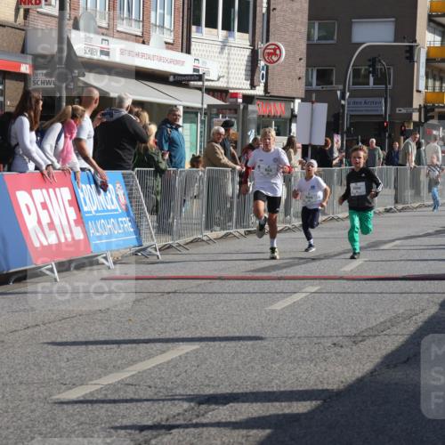 15.09.2024 - PSD Bank Halbmarathon Michael Strokosch http://msf.ph/oto/7071453 15.09.2024 10:28:06 Ziel 14, 43, 77, 84, 94, 132, 135, 161, 208, 217, 230, 258, 262, 293 meine-sportfotos.de
