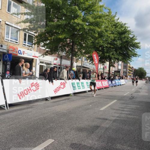 15.09.2024 - PSD Bank Halbmarathon Miley Keyser http://msf.ph/oto/7071478 15.09.2024 11:25:10 Ziel 635, 656, 692, 897, 1075, 2472 meine-sportfotos.de