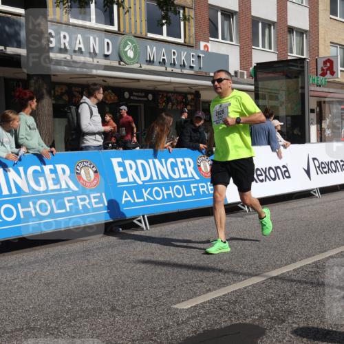 15.09.2024 - PSD Bank Halbmarathon Michael Strokosch http://msf.ph/oto/7071503 15.09.2024 12:10:23 Ziel 1211, 1649, 1752, 1836, 1881, 2028, 2143, 2546, 2547, 2828, 2833, 2877, 2985, 3077, 3147, 3506, 3538 meine-sportfotos.de
