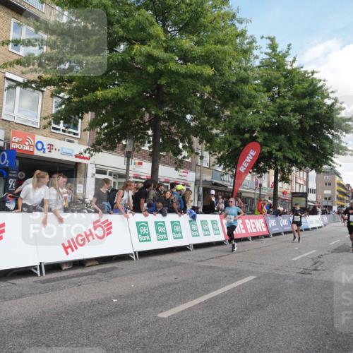 15.09.2024 - PSD Bank Halbmarathon Miley Keyser http://msf.ph/oto/7071514 15.09.2024 12:25:04 Ziel 793, 1409, 2255, 2336, 2771, 3101, 3298 meine-sportfotos.de