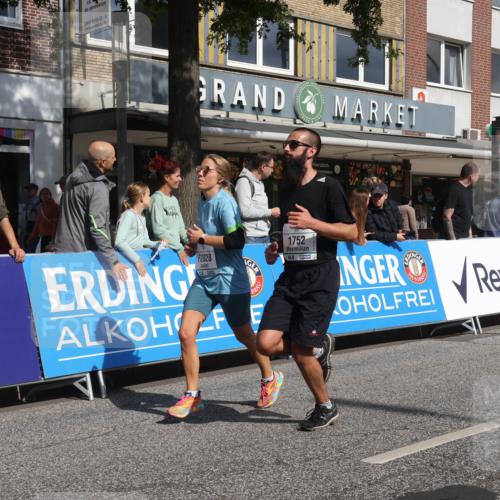 15.09.2024 - PSD Bank Halbmarathon Michael Strokosch http://msf.ph/oto/7071551 15.09.2024 12:10:26 Ziel 1211, 1649, 1752, 1836, 1881, 2028, 2143, 2828, 2833, 2877, 2985, 3077, 3147, 3506 meine-sportfotos.de