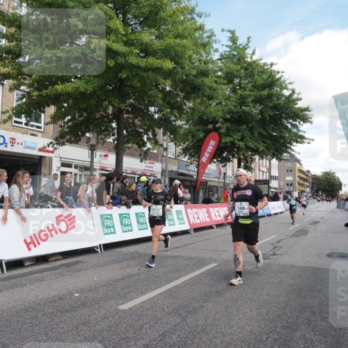 15.09.2024 - PSD Bank Halbmarathon Miley Keyser http://msf.ph/oto/7071571 15.09.2024 12:25:07 Ziel 793, 1409, 2255, 2336, 2771, 3101, 3298 meine-sportfotos.de