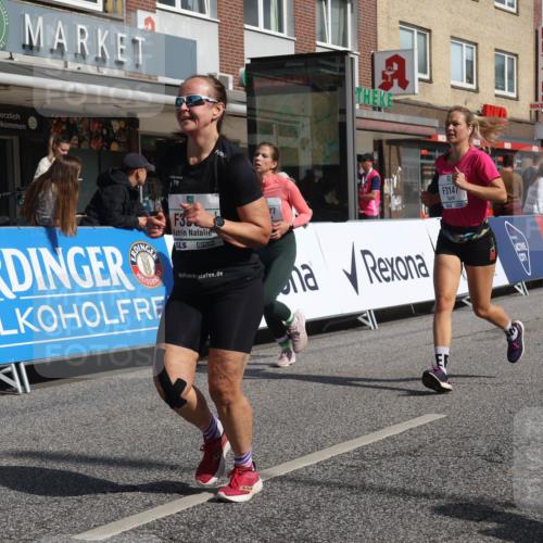 15.09.2024 - PSD Bank Halbmarathon Michael Strokosch http://msf.ph/oto/7071594 15.09.2024 12:10:30 Ziel 1649, 1752, 1836, 2028, 2059, 2143, 2828, 2833, 2985, 3077, 3147, 3506 meine-sportfotos.de