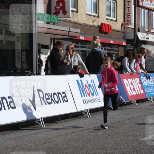 15.09.2024 - PSD Bank Halbmarathon Michael Strokosch http://msf.ph/oto/7071608 15.09.2024 10:28:20 Ziel 45, 84, 89, 92, 135, 149, 166, 183, 208, 243, 258, 285 meine-sportfotos.de