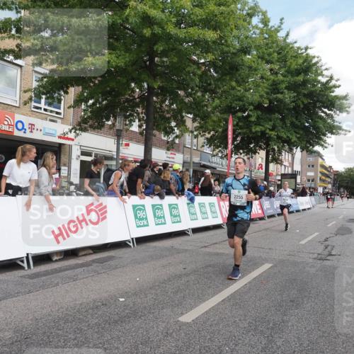 15.09.2024 - PSD Bank Halbmarathon Miley Keyser http://msf.ph/oto/7071615 15.09.2024 12:25:11 Ziel 1409, 2255, 2336, 2771, 3101, 3298 meine-sportfotos.de